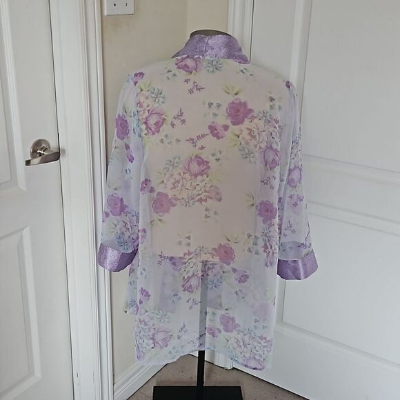 Jaclyn Smith Sleepwear Ladies Pullover Floral Robe W Satin Trim Medium Lavender - Picture 4 of 16